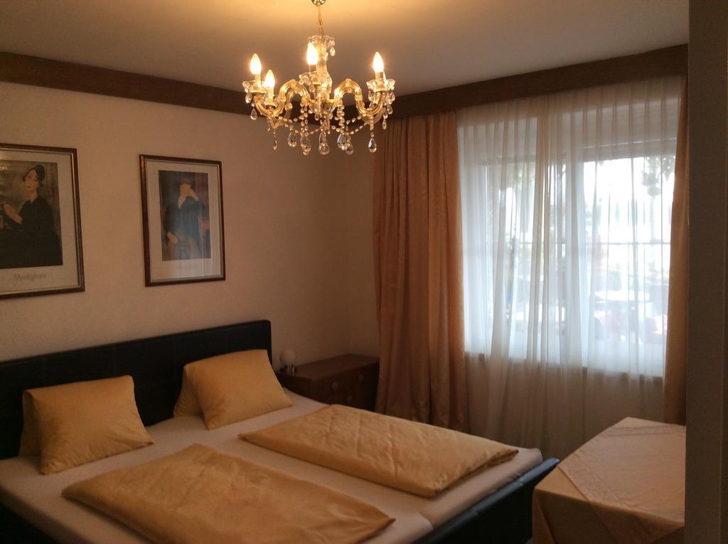 Villa Desiree - Hotel Garni - Adults Only Villach Exterior photo